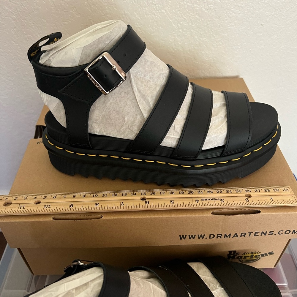 Dr. Martens Black Strappy Sandals Blaire platform NWT - Picture 5 of 6